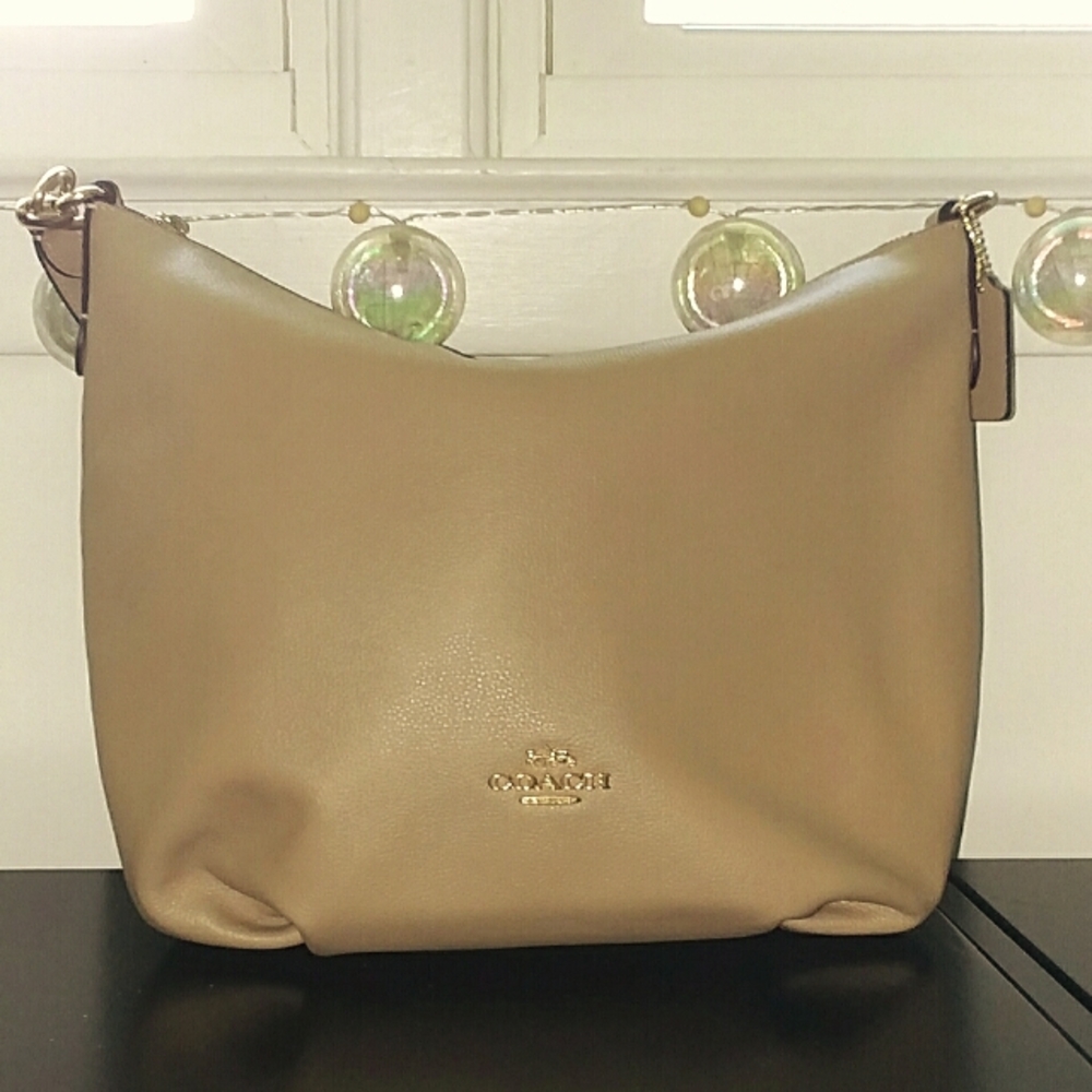 Coach Skylar Hobo Bag in Beechwood